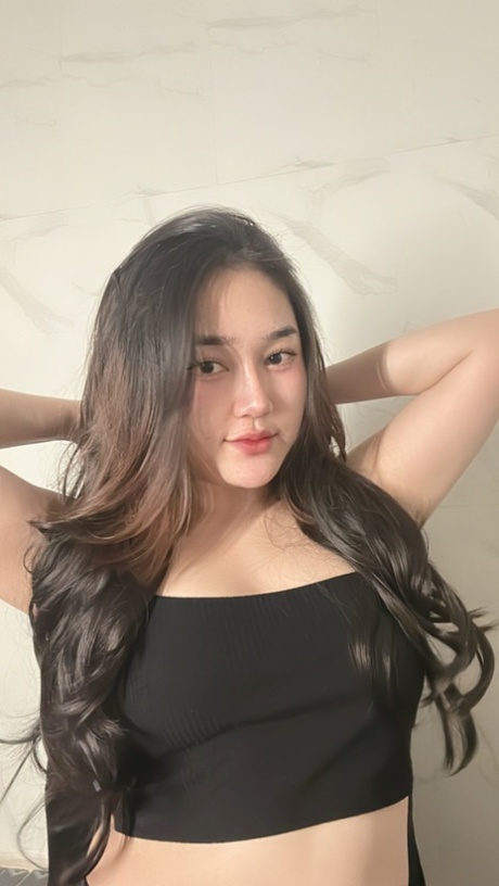 Hot Girl Show Hàng Quyến Rũ Khiêu Dâm Cực Nứng